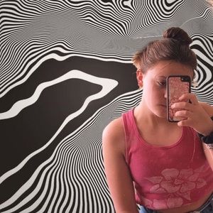 Meet your Posher, Luna